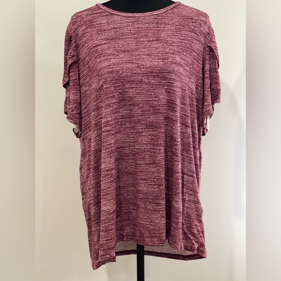 LuLaRoe Tops - LuLaRoe XL Women's Maroon Short Sleeve Top w Stretch‎ 687